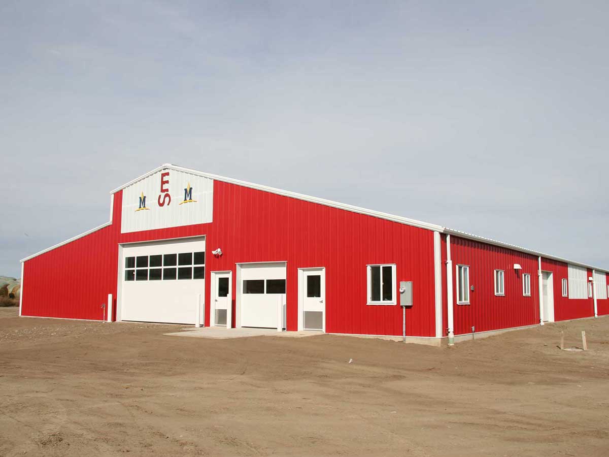 Northern Agricultural Research Center Calving Barn